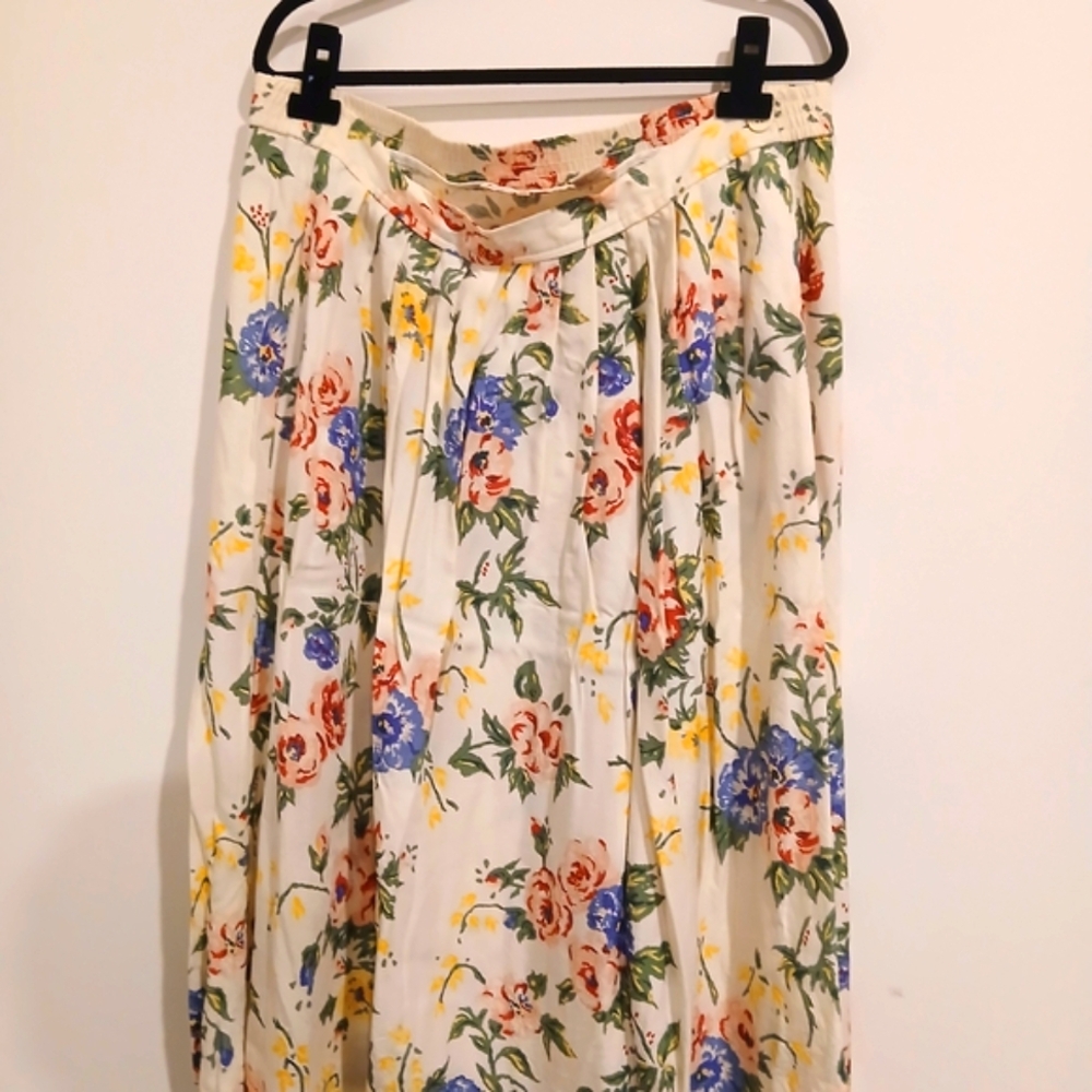Vintage Bechamel Floral Midi Skirt in Cream with Blue and Red Accents